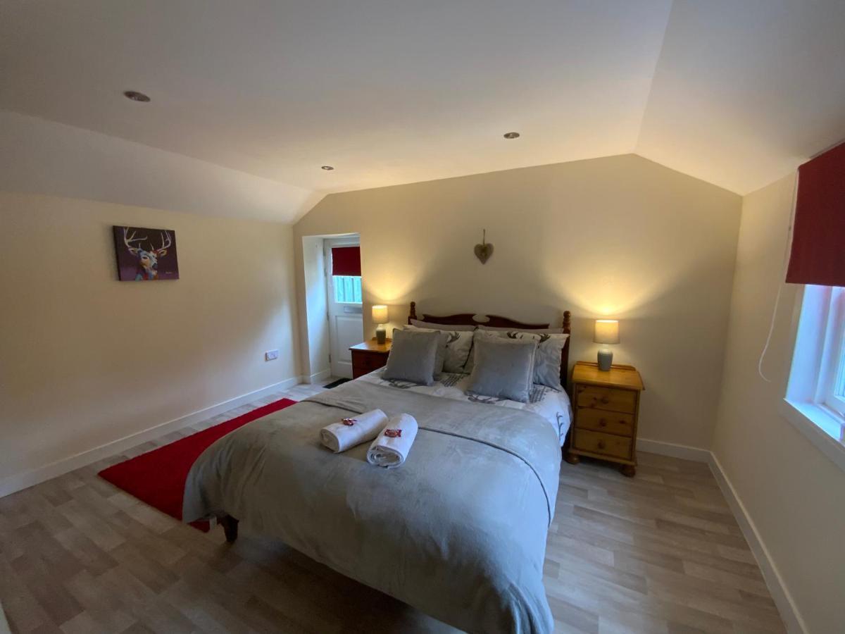 Deeside Snugs Apartments Kincardine O'Neil Екстериор снимка