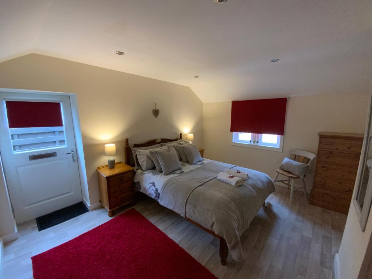 Deeside Snugs Apartments Kincardine O'Neil Екстериор снимка